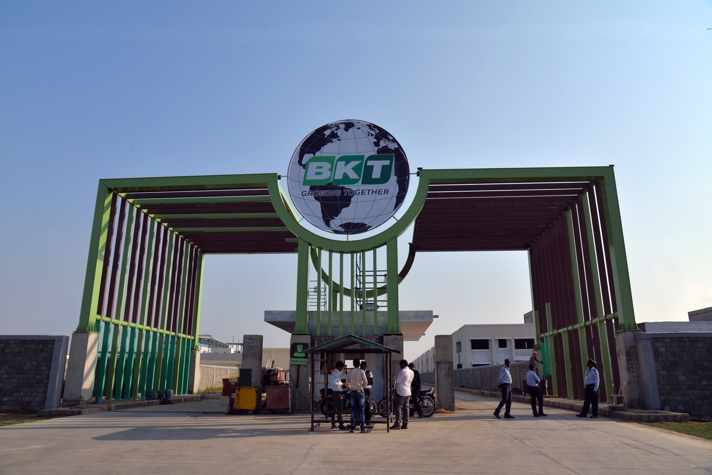 Pneus : BKT investit 500 M$ dans sa nouvelle usine