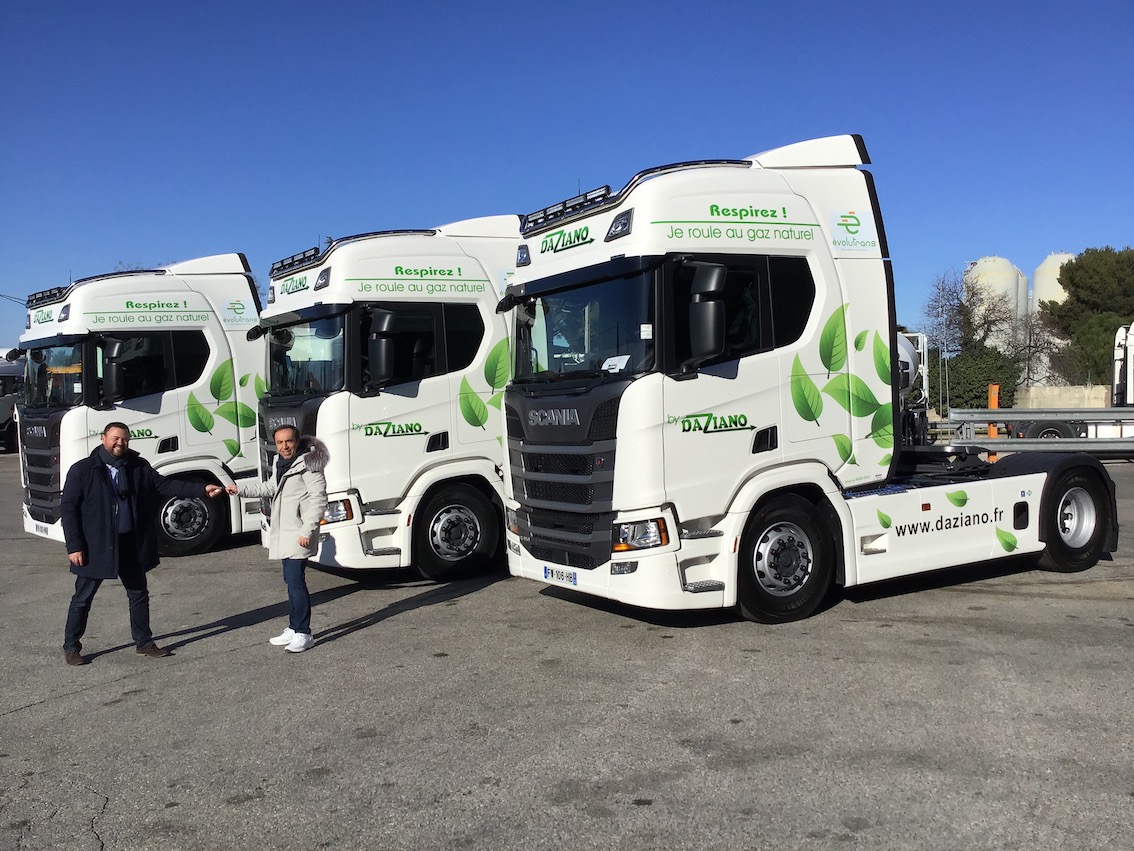 Les Transports Daziano réceptionnent trois nouveaux Scania au gaz