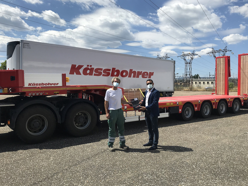 La société PLVB a investi dans une nouvelle Kässbohrer 4 essieux