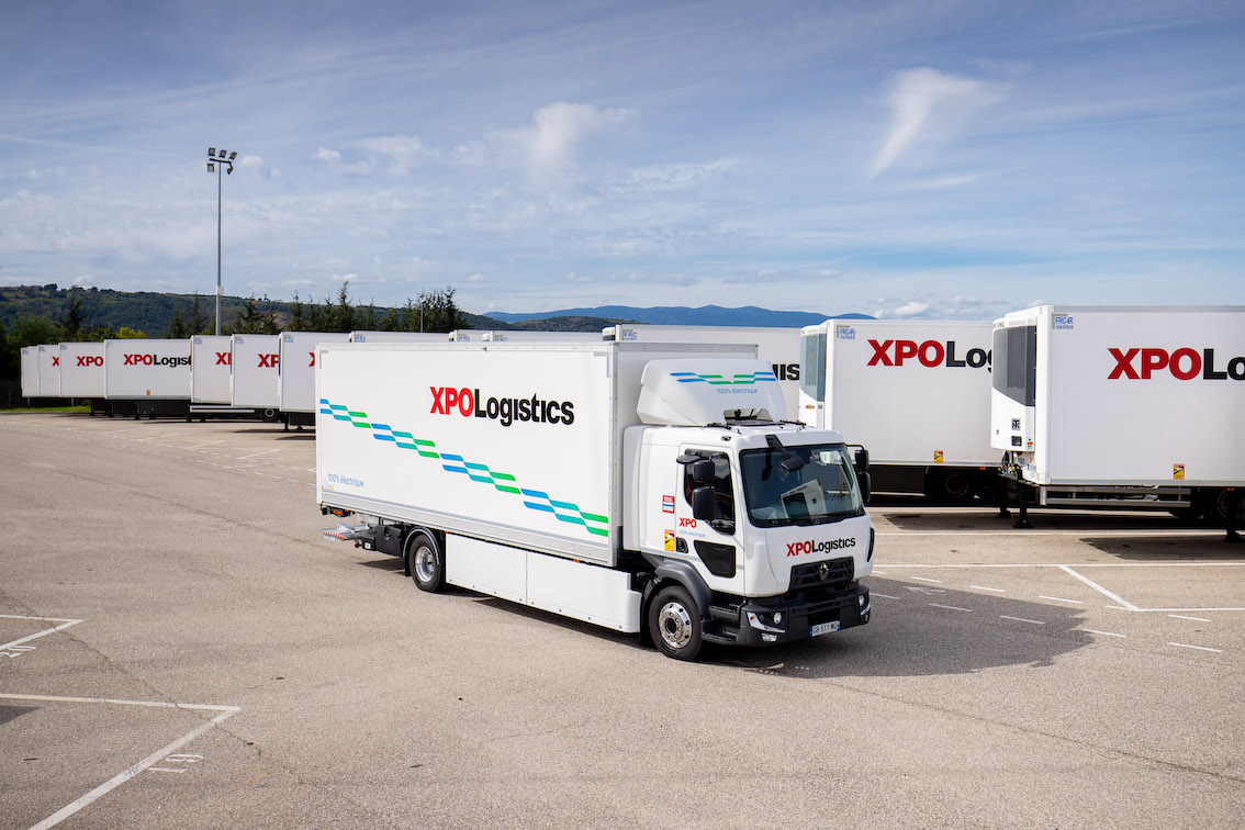 Camionselectriques_XPO_Renault trucks - copy