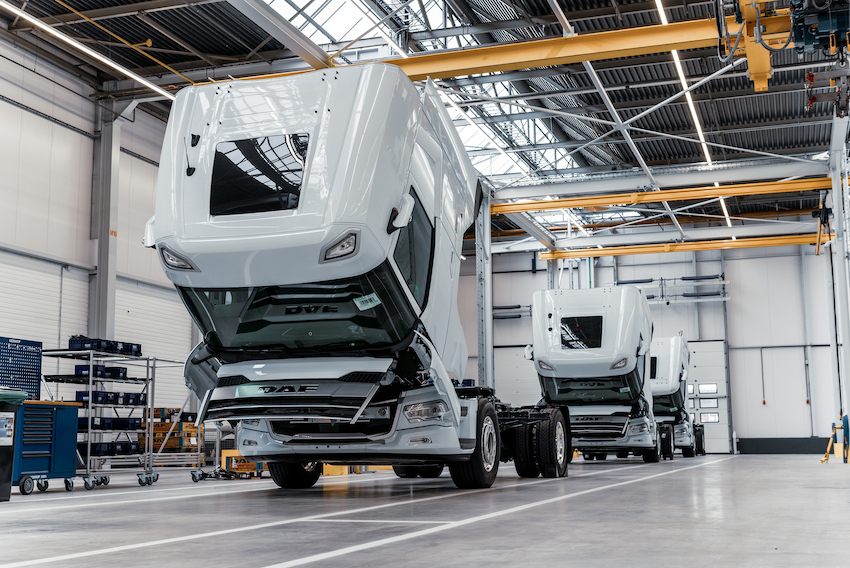 DAF-starts-assembly-factory-for-electric-trucks-02 - copie