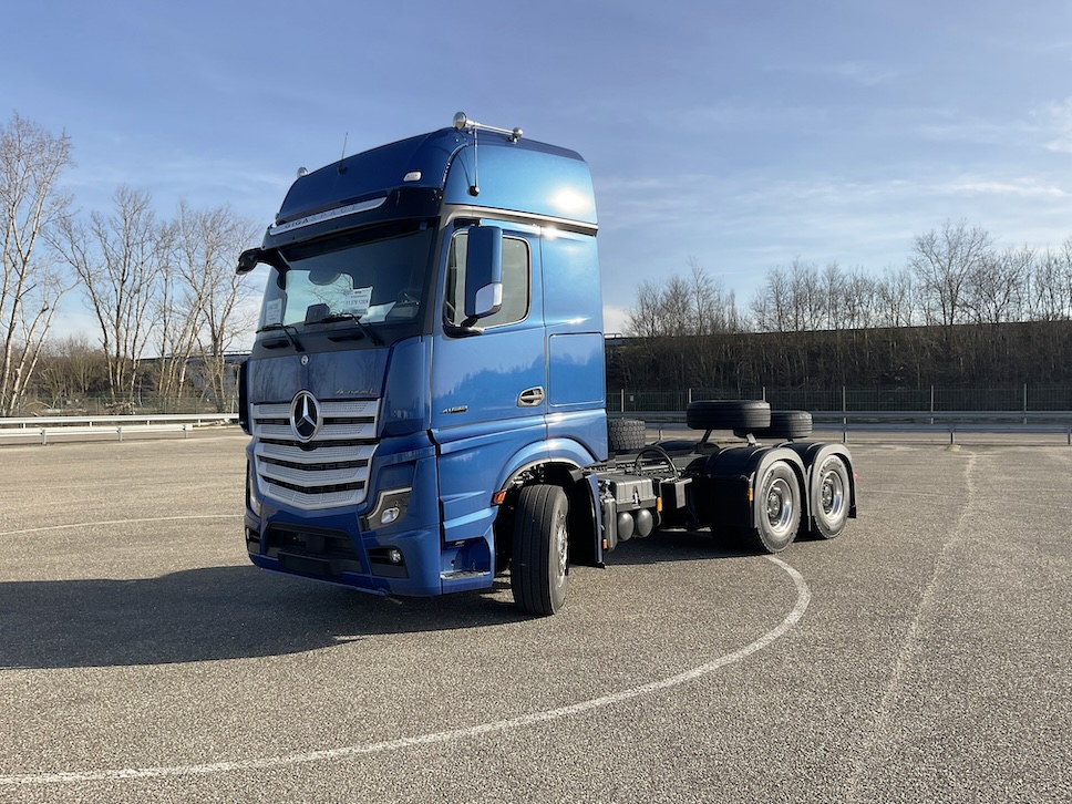 300 000 véhicules spéciaux adaptés sur les lignes Mercedes-Benz Trucks de Molsheim