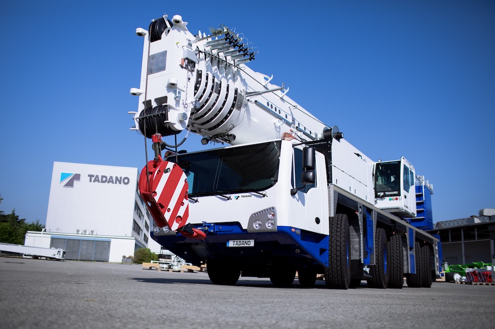 Tadano unveils its new 250-ton crane