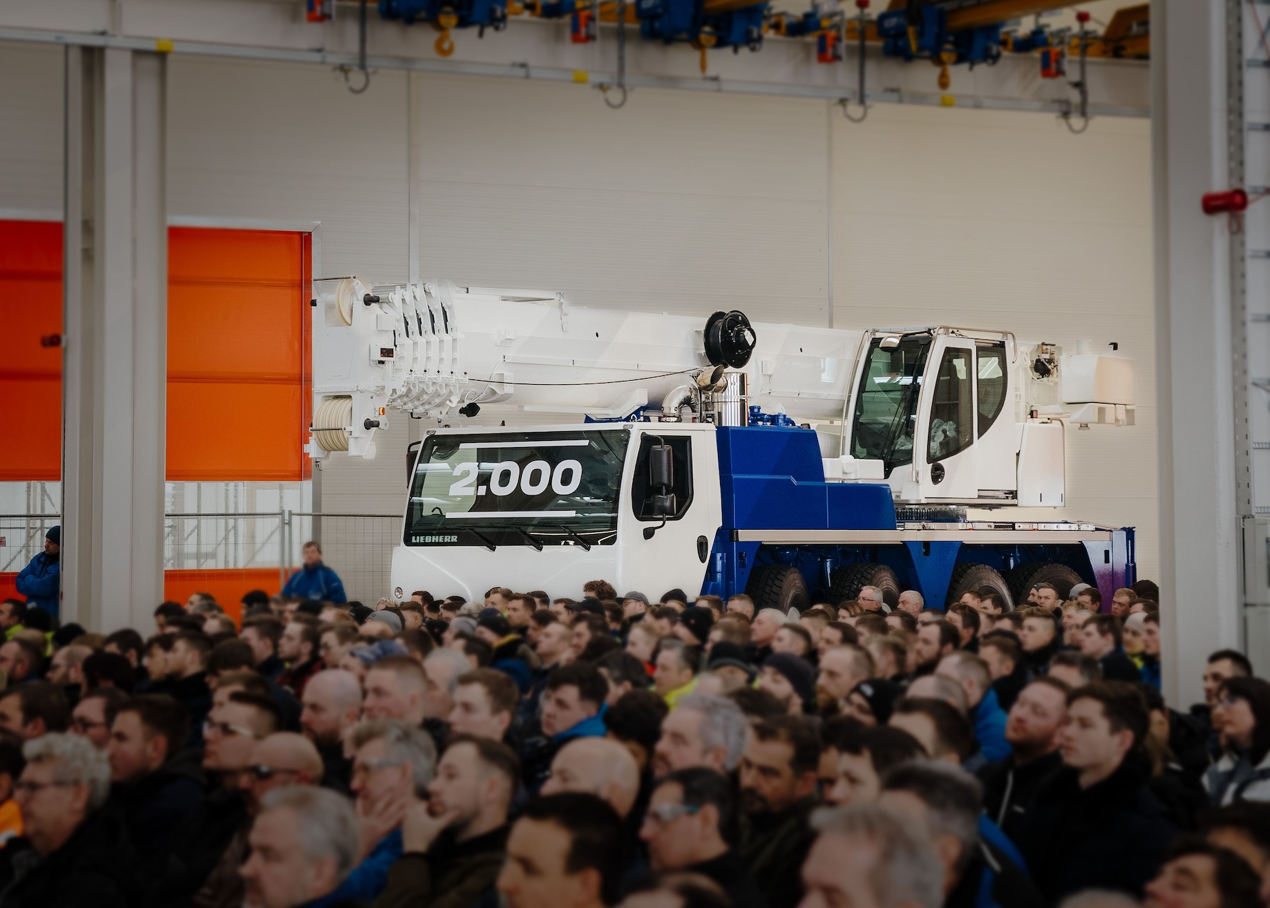 Liebherr tops 2000 mobile cranes produced in one year