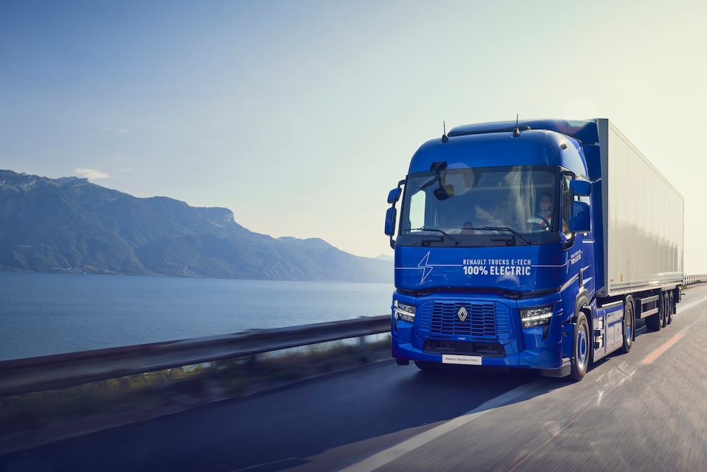 Renault Trucks confirme sa position sur la mobilité électrique 