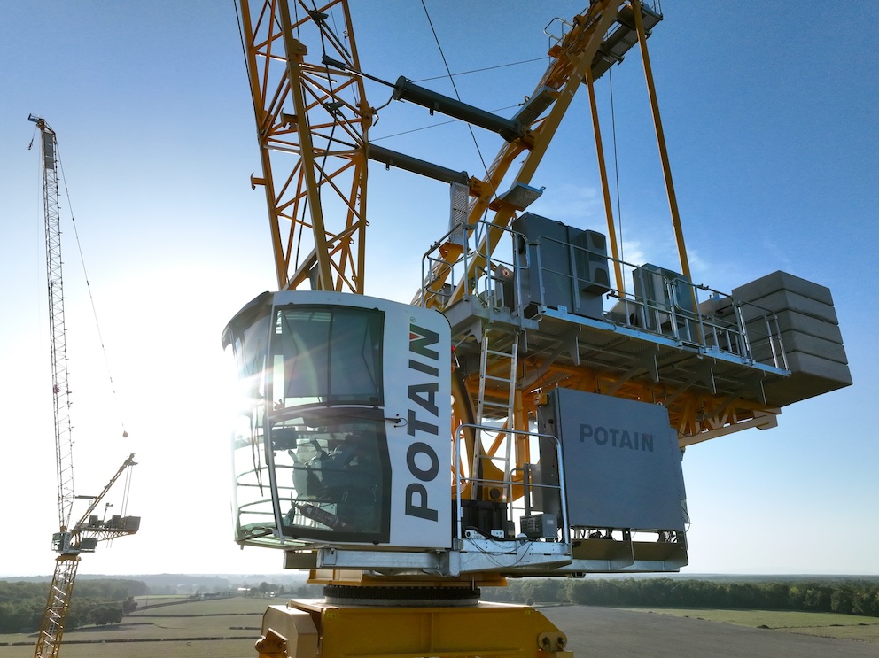 Potain completes its range of luffing jib cranes