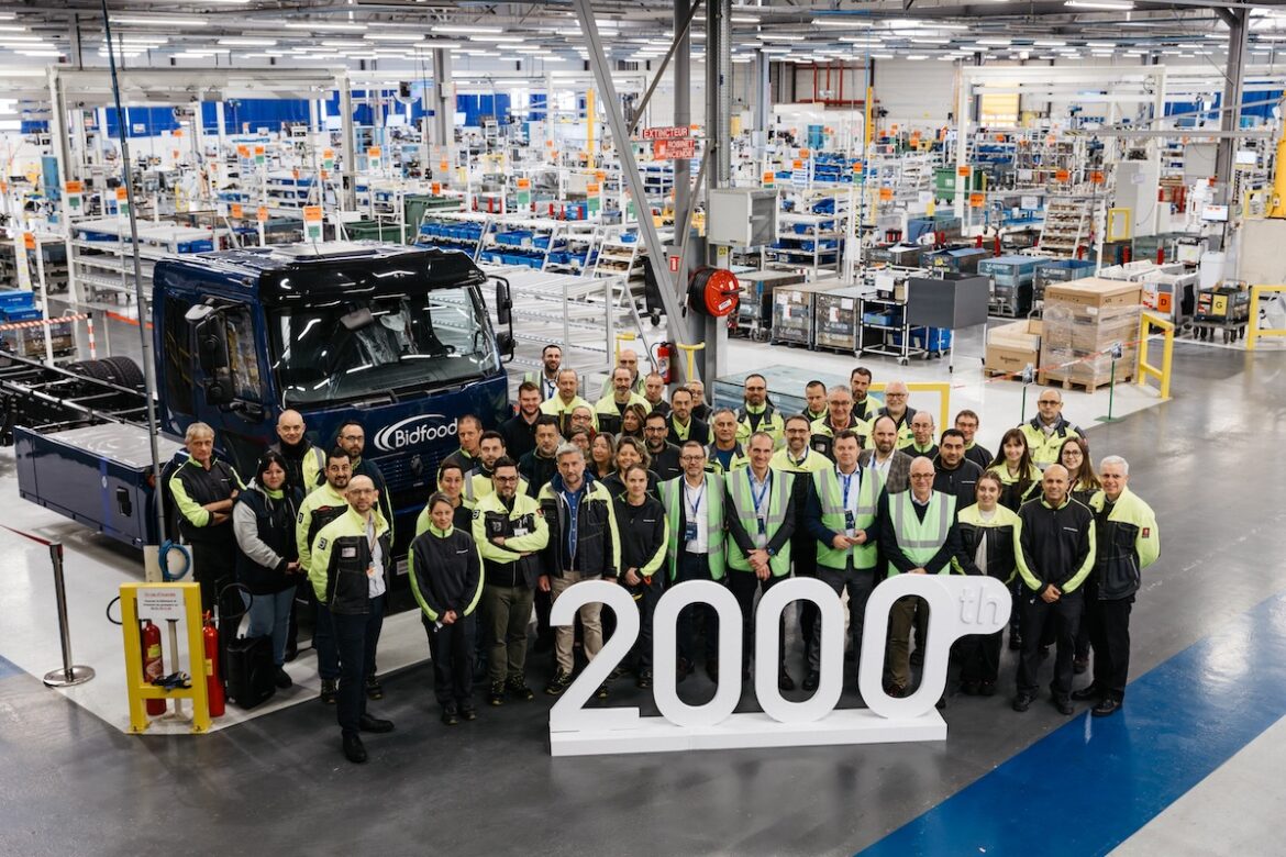 Renault Trucks produit son 2000e camion électrique 