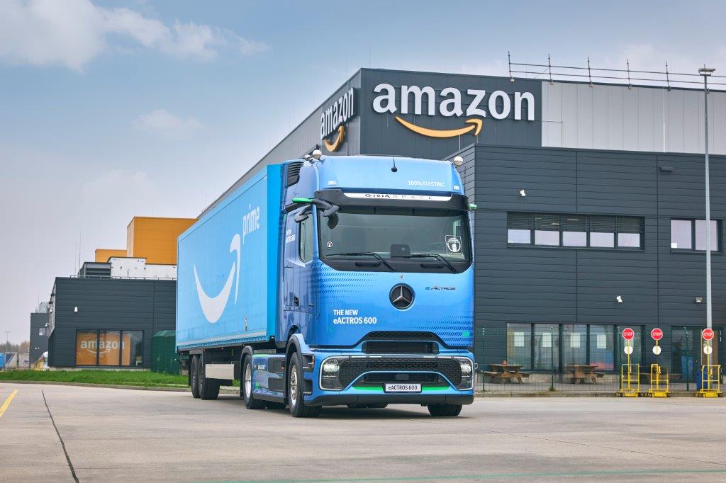 Amazon commande plus de 200 eActros Mercedes-Benz