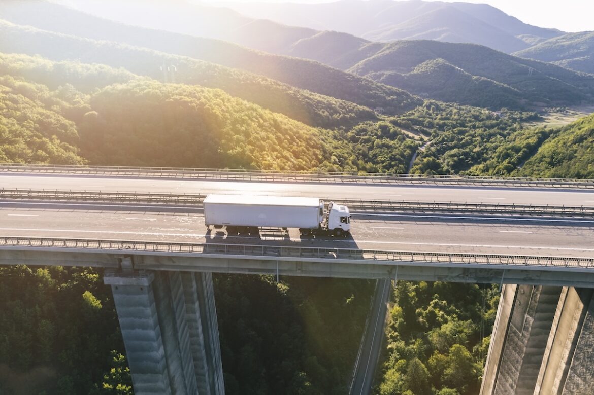 AXA Partners se renforce dans l’assistance poids-lourds avec l’acquisition d’EBTS 