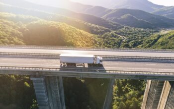 camions sur la route