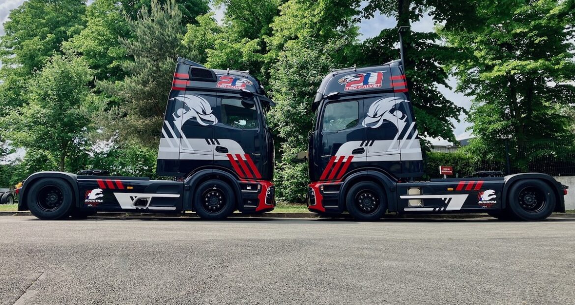 Deux Actros L taillés pour la course