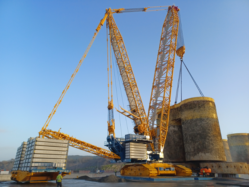 Sarens : record de levage en Norvège avec la grue LR12500-1.0