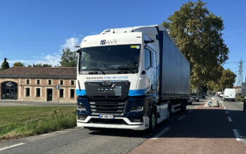 Le groupe Rave réceptionne 4 camions électriques MAN eTGX pour la logistique d’Airbus
