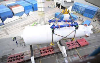 Mammoet et Framatome ont retiré quatre générateurs de vapeur de 300 tonnes de la centrale nucléaire Unterweser (Allemagne)