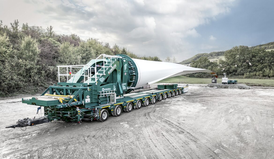Première réussie pour ENERCON : le nouveau BladeLifter de TII SCHEUERLE fait ses preuves