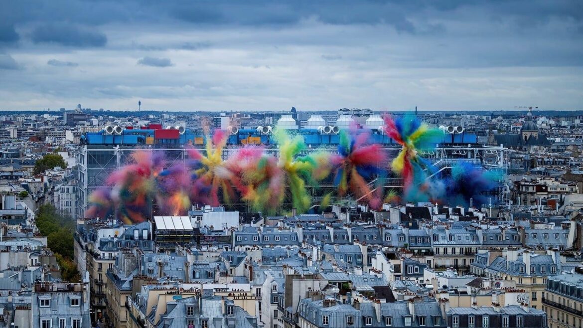 Intervention explosive signée JOLY Location au Centre Pompidou