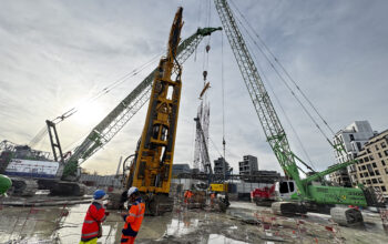 NGE Fondations - SENNEBOGEN 3 - 3300 levage cages armature