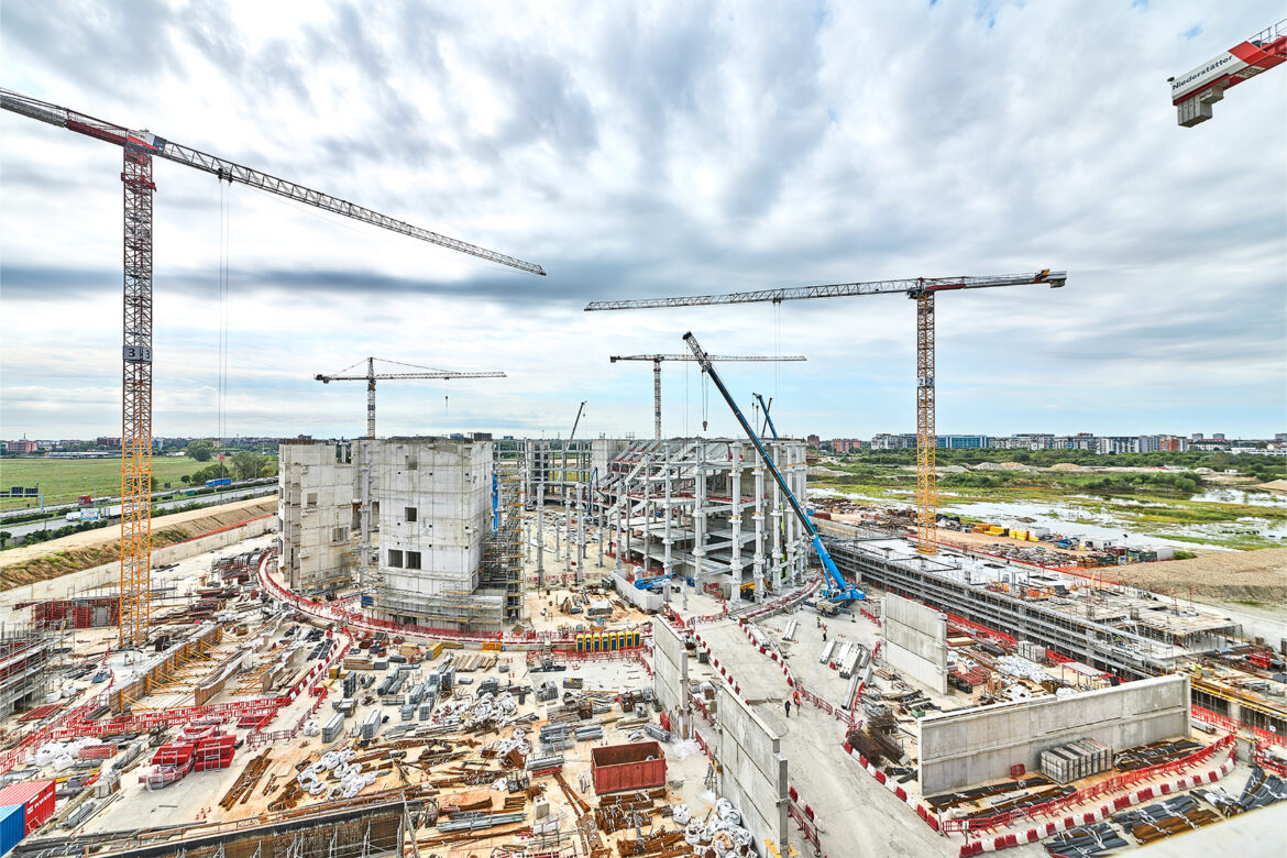 Des grues Liebherr à l’œuvre pour les Jeux olympiques d’hiver 2026 en Italie