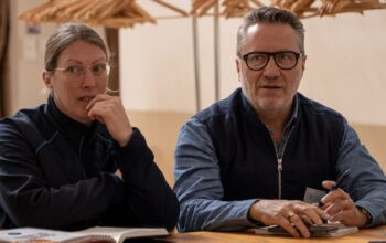 Rozenn Le Gall, Responsable ESG–QSE, et Pascal Meynard, Directeur général d’Accès Industrie