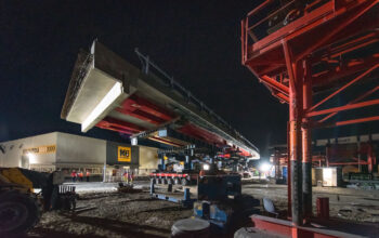 Rénovation de deux ponts sur l’A41 à Chambéry : Sarens déploie son expertise en transport exceptionnel et installation de structures lourdes