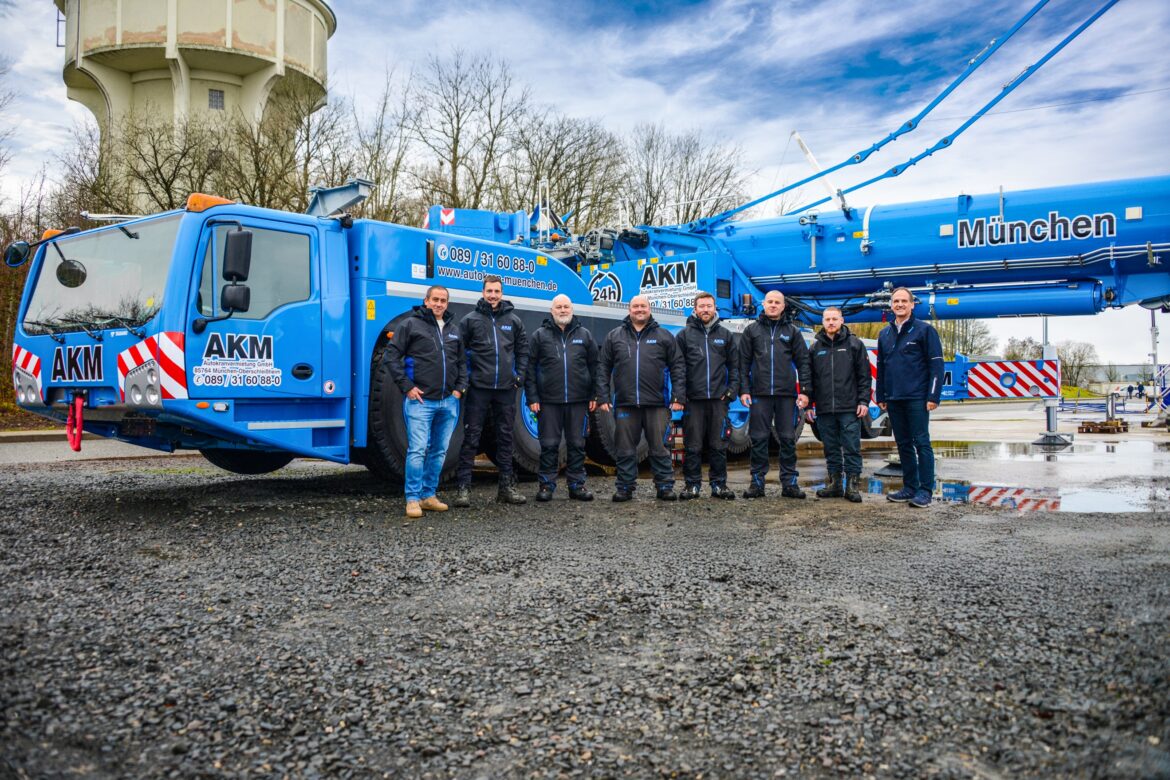 Une nouvelle grue de grande capacité pour AKM Autokranvermietung