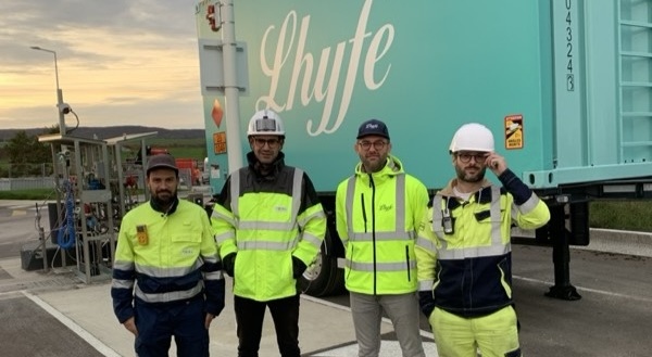 Lhyfe fournit de l’hydrogène renouvelable à la première station hydrogène autoroutière française accessible aux poids lourds