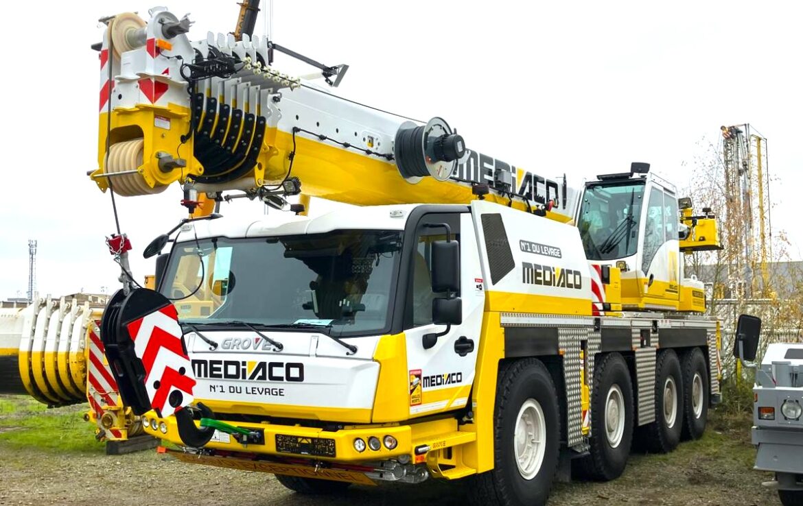 Manitowoc livre une GMK 4080L à Mediaco Atlantique
