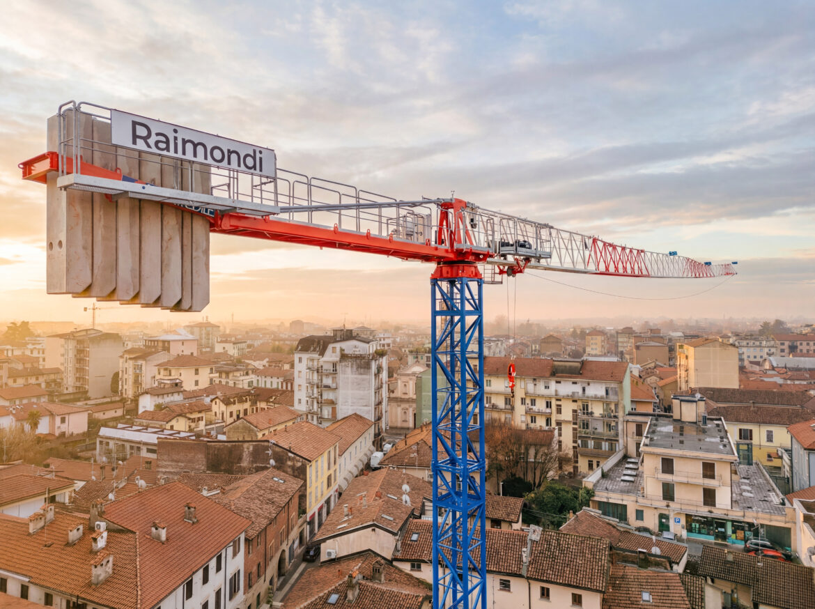 Raimondi élargit sa gamme T Series avec la nouvelle grue à tour flat-top T87