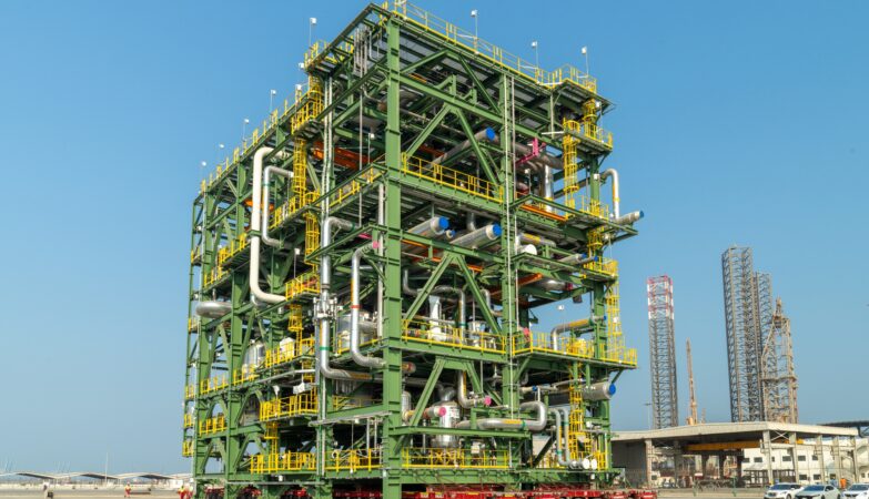 Mammoet réalise un record aux Émirats arabes unis pour un projet gazier majeur