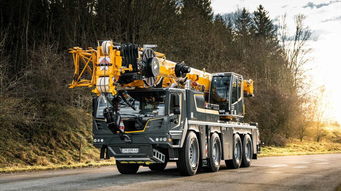 90 tonnes d’énergie et zéro compromis : bienvenue à la Liebherr LTM 1090-4.3