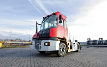Kalmar Corporation lance la série de tracteurs portuaires TT7 en Europe