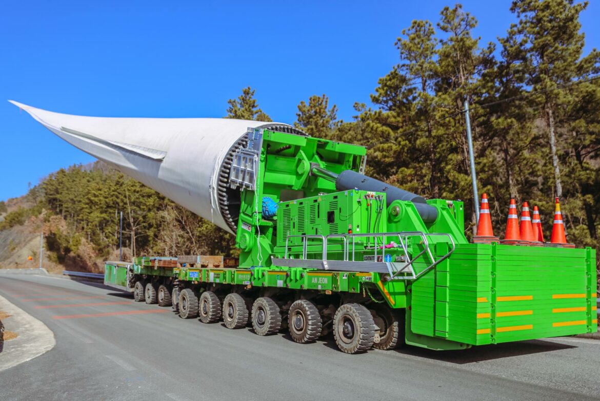 Cometto BladeMAX1000 & Faymonville WingMAX : la symbiose parfaite pour déplacer des pales de 85 mètres