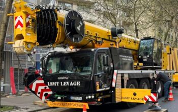 Nouvelle arrivée chez LSMT : la Grove GMK 4100L.2 débarque à Saint-Ouen-l’Aumône