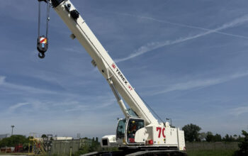 TEREX DÉCHAÎNE LES FORCES DU LEVAGE AVEC LE TTC 70