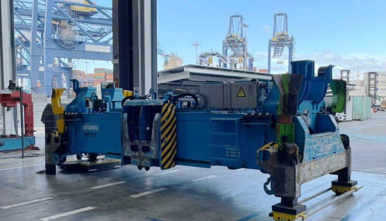 L’E-mover d’Enerpac révolutionne la maintenance portuaire à Valence