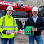 ne grue qui recharge en roulant : Mammoet électrise le levage lourd