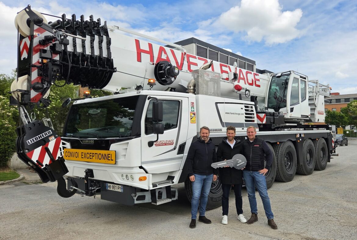 Havez Levage renforce sa flotte avec une nouvelle Liebherr LTM 1110-5.2