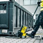 Enerpac lance un nouveau cric à pied télécommandé pour le levage industriel