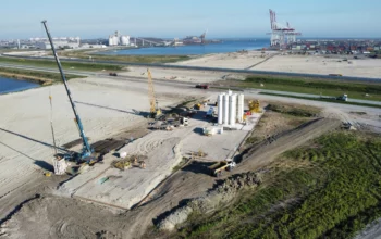 Dunkerque : Spie batignolles lance la construction du futur terminal à conteneurs