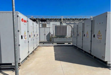 AGC Glass Europe mise sur le stockage par batterie pour renforcer sa compétitivité