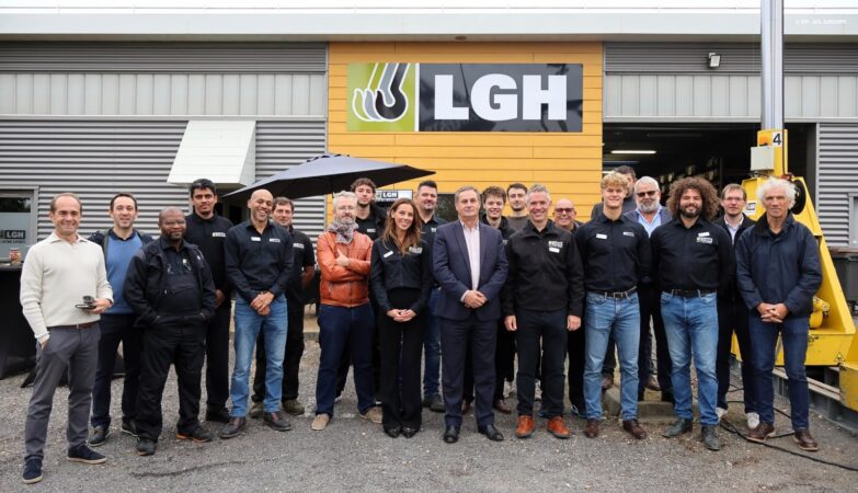 LGH France fête sa première année à Dreux : du levage jusqu’à 1 000 tonnes !