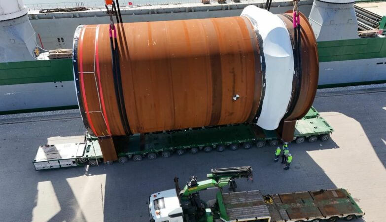 Jumbo Maritime : 596 tonnes, ça ne passe pas partout !