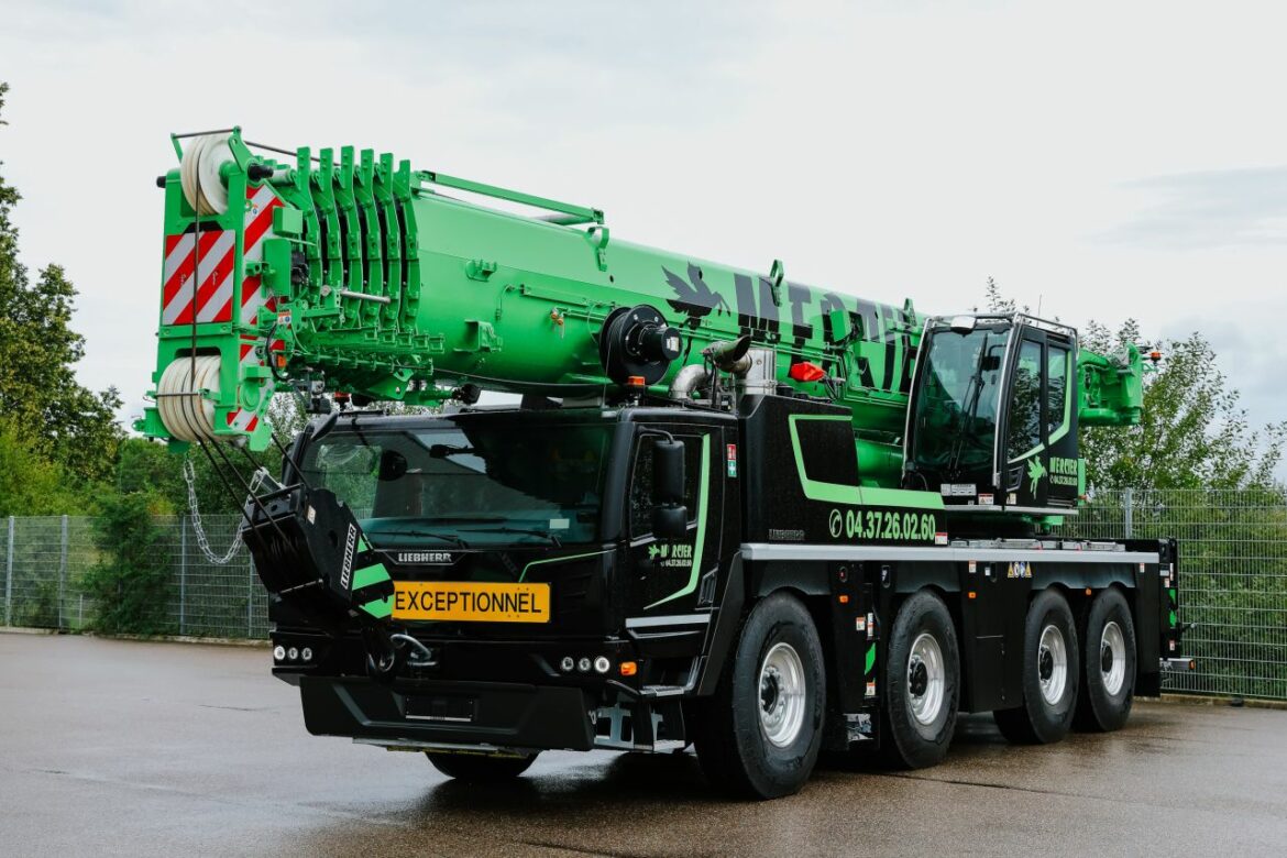 Bovis : un duo Liebherr de 50 et 120 tonnes débarque à Lyon