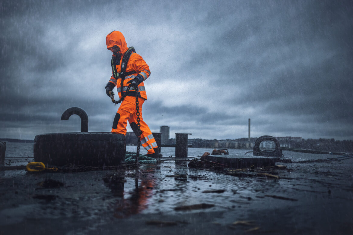 Blåkläder passe à l’orange pour les environnements à risques