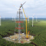 365 mètres de haut ! Une Liebherr LR 11350 au sommet du record mondial !